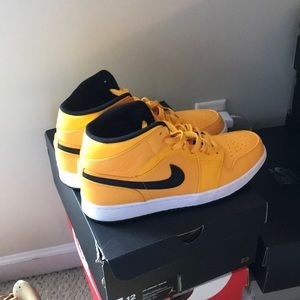 Jordan retro 1.